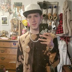 Meet your Posher, Kameron